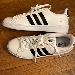 adidas Women's Shoes | Cloudfoam Advantage Sneakers Black/White size 9.5